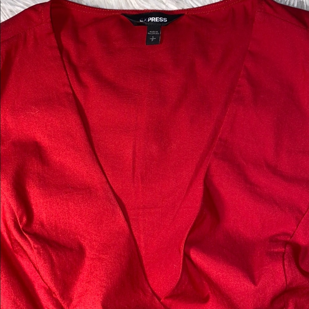 Beautiful red top in great condition